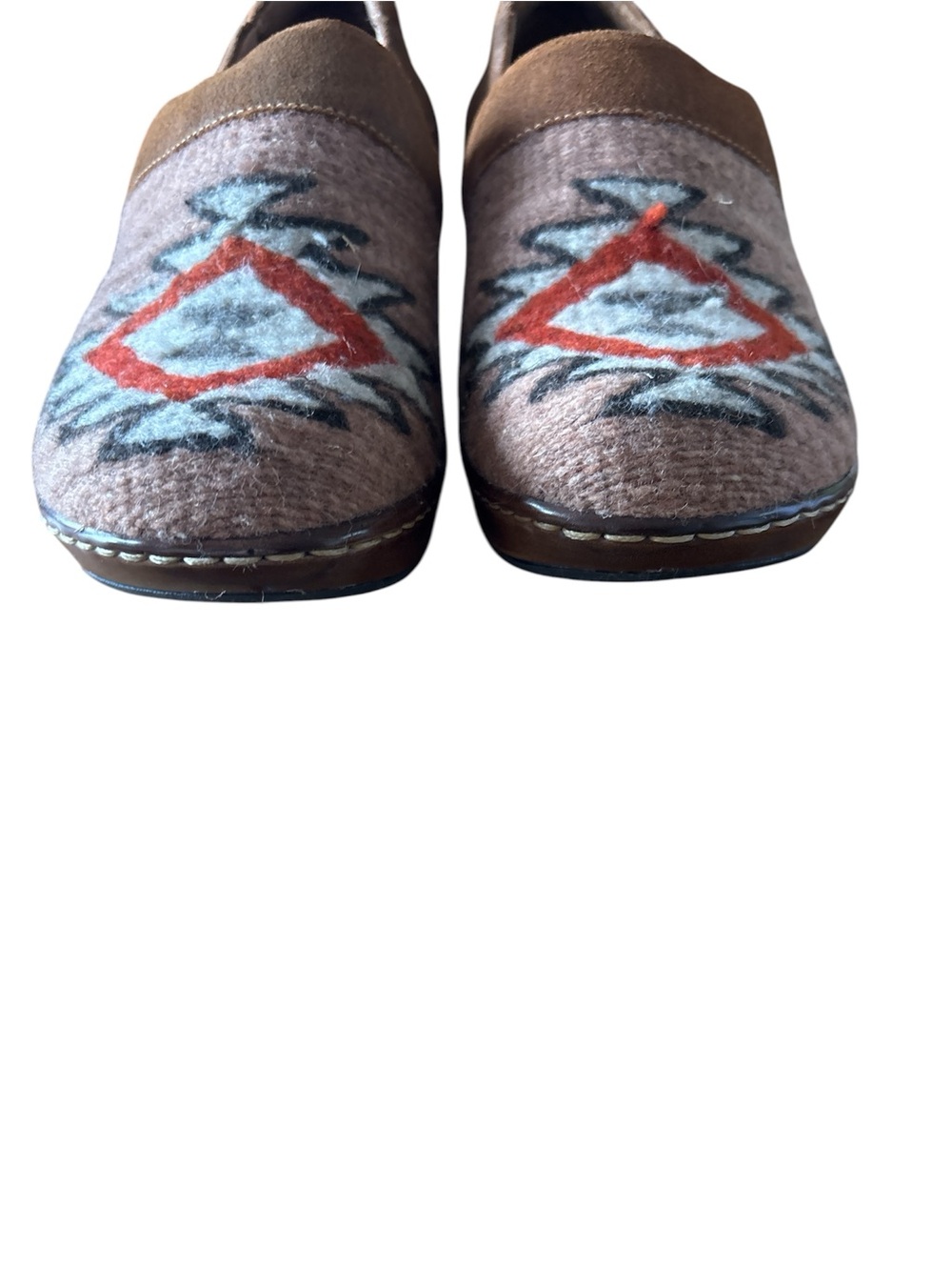 Born Indian Blanket Clogs USA Size 8 Euro 39 - Picture 4 of 6